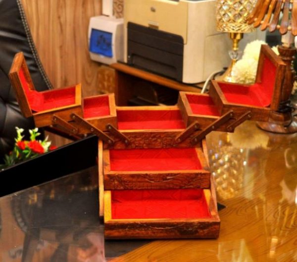 Wooden Jewellery Box in 3 Steps